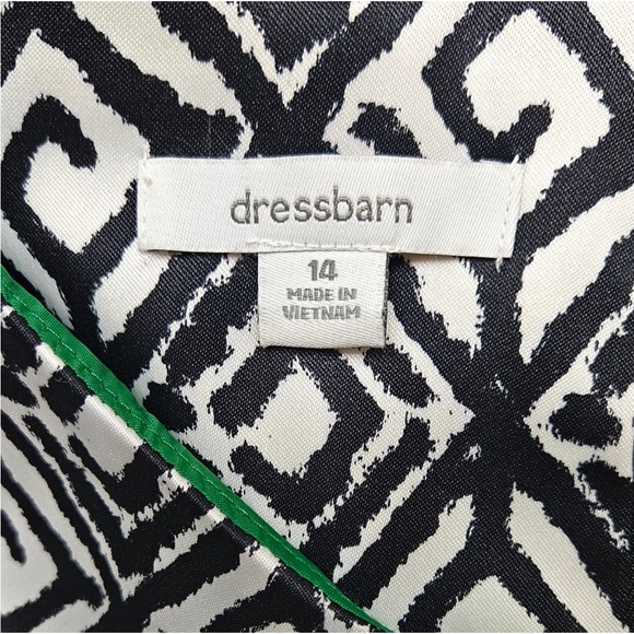 Dress Barn Black and White Geometric Print Dress EUC Size 14 - Picture 9 of 9